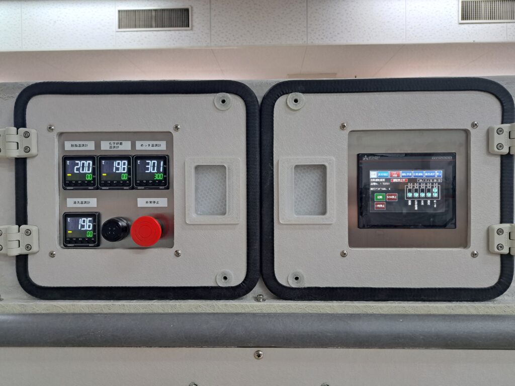 ロボット式小型めっき装置